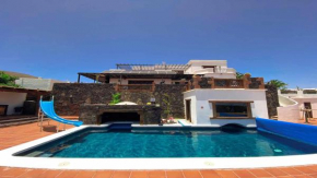 Preciosa Casa Cristian y María con piscina privada